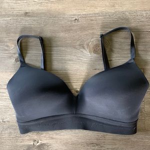 Pink Victorias Secret Wear Everywhere Wireless Lightly Lined Black Bra Size 32DD